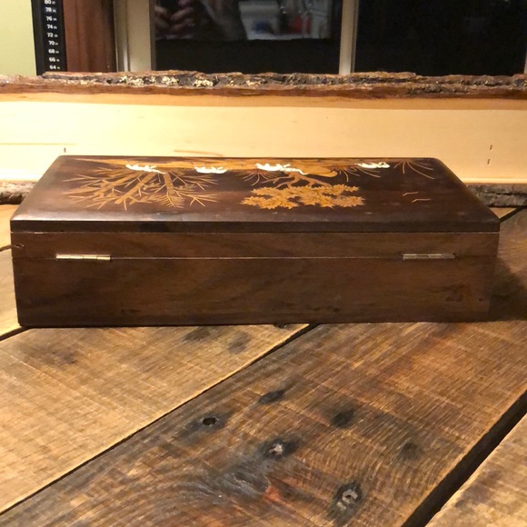 Vintage Detailed Wooden Elephant wooden box + FREE GIFT - Picture 8 of 14